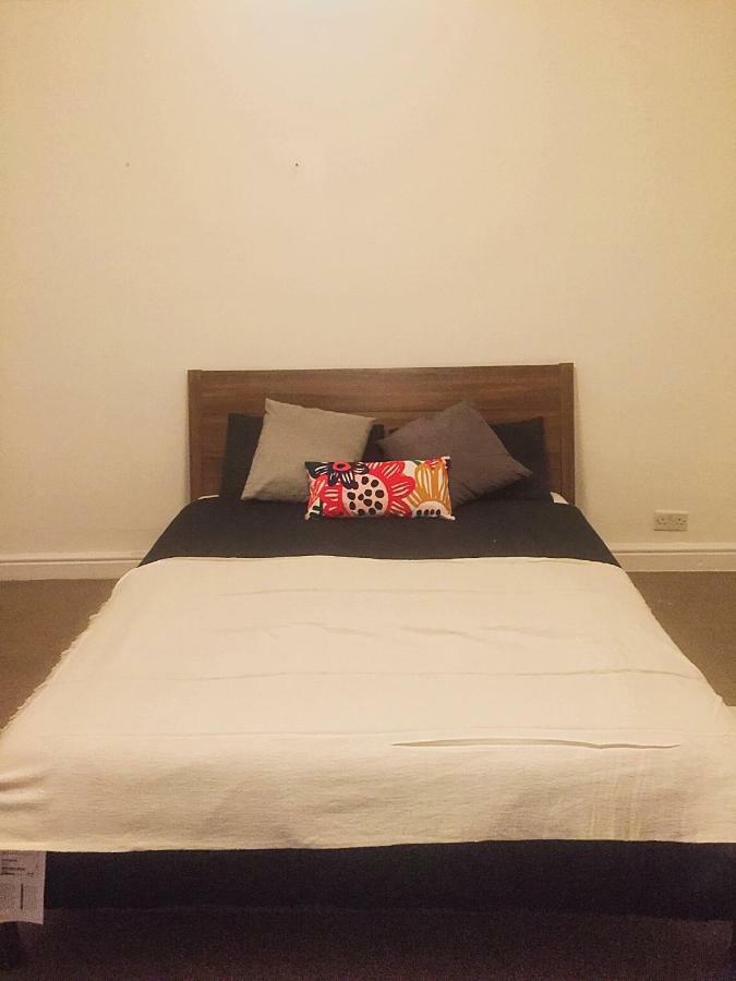 North London Cottage מראה חיצוני תמונה