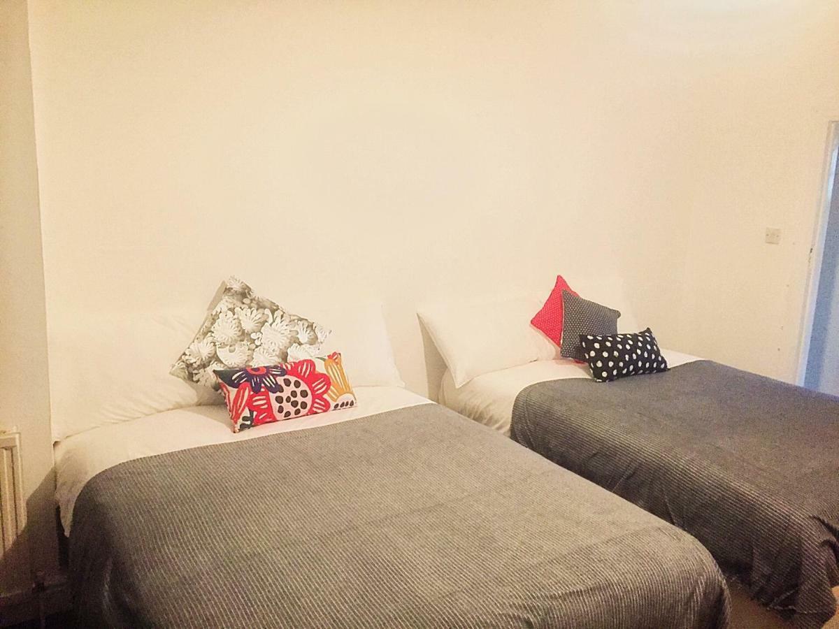 North London Cottage מראה חיצוני תמונה