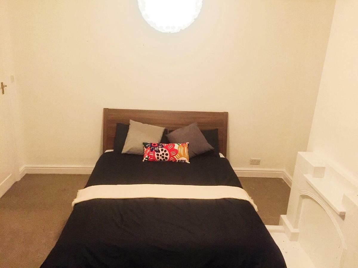 North London Cottage מראה חיצוני תמונה