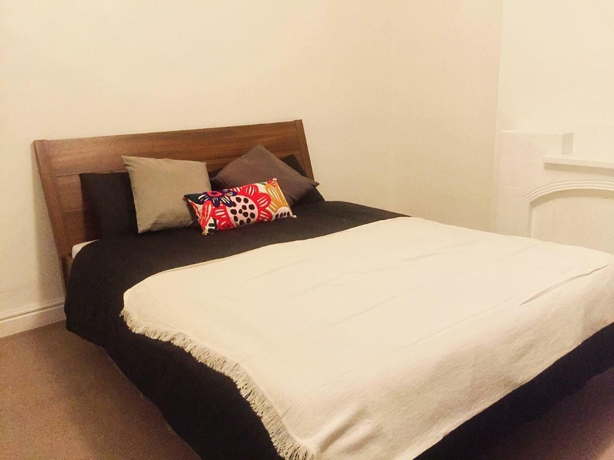 North London Cottage מראה חיצוני תמונה