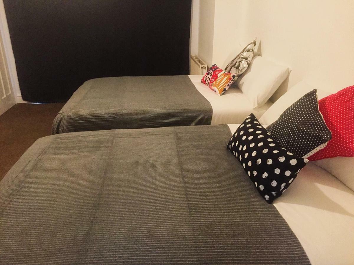 North London Cottage מראה חיצוני תמונה